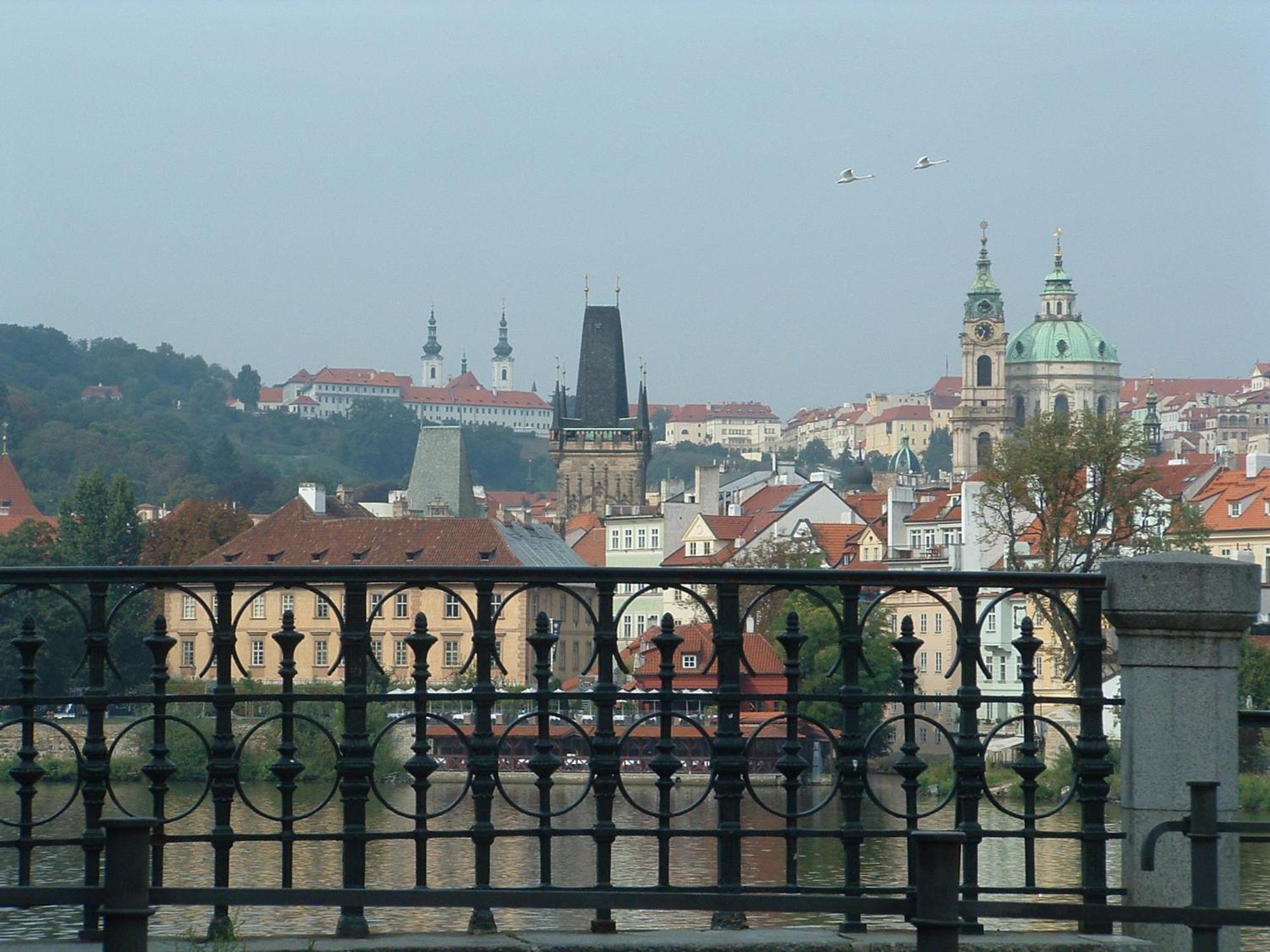 Nice Apartments Prague Ngoại thất bức ảnh